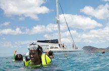 Hawaii catamaran sailing and snorkeling excursion