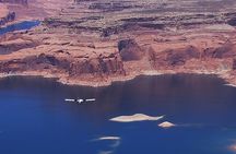 Lake Powell and Horseshoe Bend airplane tour from Arizona