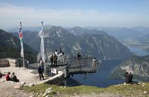 Hallstatt half-day trip from Salzburg by bus