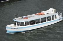 Private boat tour in Budapest for 1 or 2 hours