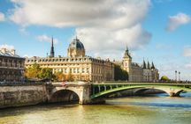 City tour of Paris by bus and tickets for a Seine cruise