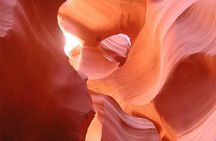 Lower Antelope Canyon and Horseshoe Bend Tour from Las Vegas