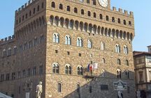 Palazzo Vecchio secret passages tour with lunch or gelato tasting