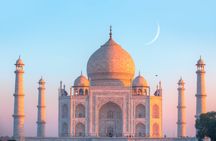 Taj Mahal and Agra Fort full-day road trip tour