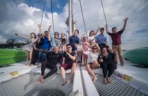 Luxurious sunset cruise in Singapore on catamaran