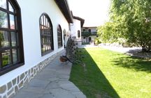 Private historical spa and wine tour from Sofia
