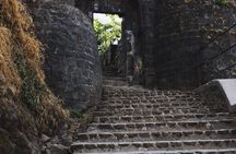 Full-day private tour of Sinhagad Fort and Khadakwasla from Pune