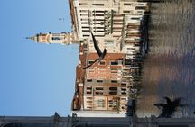 Discovery Walk Venice’s center a labyrinth of mystery