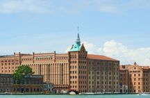 Boat tour of the artistic beauties of Venice