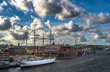 Instaworthy spots of Gothenburg walking tour with a local