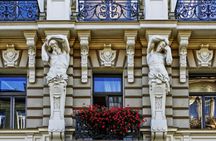 Art and culture walking tour of Riga with a local