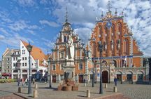 1-hour walking tour of Riga with a local