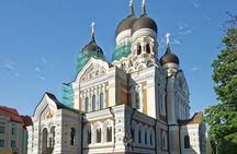 Architectural walking tour of Tallinn with a Local