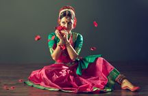 Experience Teej festival in Jaipur