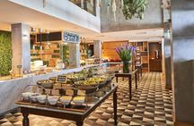 Lunch Menu at Mangos Larcomar Restaurant