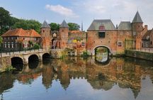 Self guided tour with interactive city game of Amersfoort