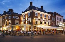 Self guided tour with interactive city game of Tiel