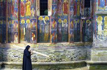 Private day trip to the UNESCO Painted Monasteries from Iasi