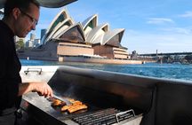 Sydney whale-watching cruise with breakfast or lunch
