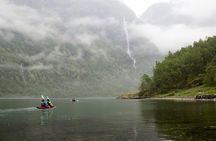 Guided sea kayak experience in the Nærøyfjord
