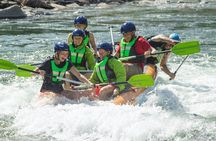 Whitewater rafting in the Raundal river