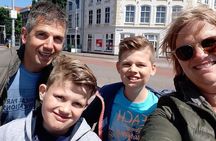 Self guided tour with interactive city game of Mons