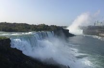 Niagara Falls small-group walking tour