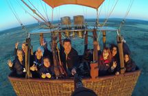 30 minute early morning hot-air balloon flight in Alice Springs