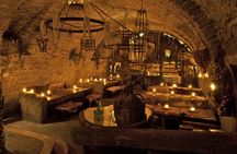 Medieval dinner with unlimited drinks in Prague
