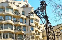 Half-day Barcelona tour by sidecar with private guide