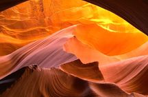 Lower Antelope Canyon guided hiking tour