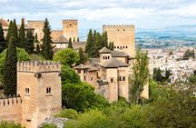 Alhambra and Generalife skip-the-line private tour