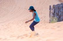 Dubai desert 4x4 safari with traditional Arabic dinner and dancing