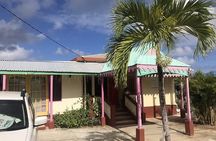 Small-group culinary tour in St Maarten