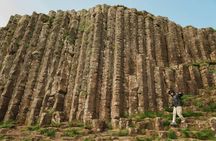 Giant's Causeway, Dark Hedges, and Belfast Tour from Dublin