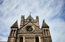 Historic highlights of Dublin with Trinity College private walking tour