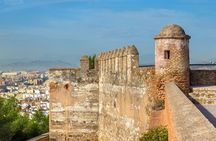 Malaga walking tour with Gibralfaro Castle and Alcazaba visits