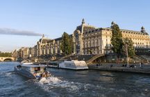 Paris private boat tour with guide to the Seine’s landmarks