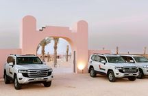 Dubai desert 4x4 safari with traditional Arabic dinner and dancing