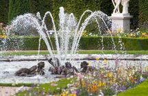 Versailles Château and Gardens Walking Tour from Paris by Train