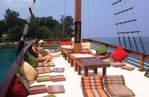 Relaxing Day with Snorkeling - Away From The Crowds