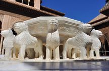 Alhambra & Generalife Skip the Line Premium Tour including Nasrid Palaces