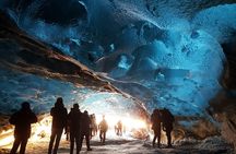 Crystal Ice Cave Adventure 