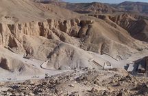 Private Luxor Guided Day Tour Valley of the Kings with Karank and Luxor Temples