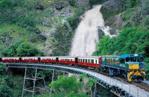 Port Douglas: Kuranda tour with Skyrail or Scenic Train