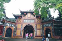 Qingcheng Mountain and Dujiangyan Irrigation Private Day Tour