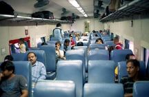 Budget Agra Day tour by train with lunch
