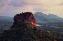 Sigiriya and Minneriya from Colombo (2 Days)
