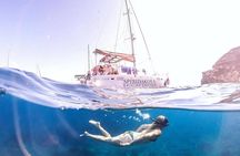 Santorini Private Catamaran Cruise with BBQ, Open Bar & Transfers