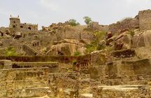 Private tour of Hyderabad in car with guide and lunch